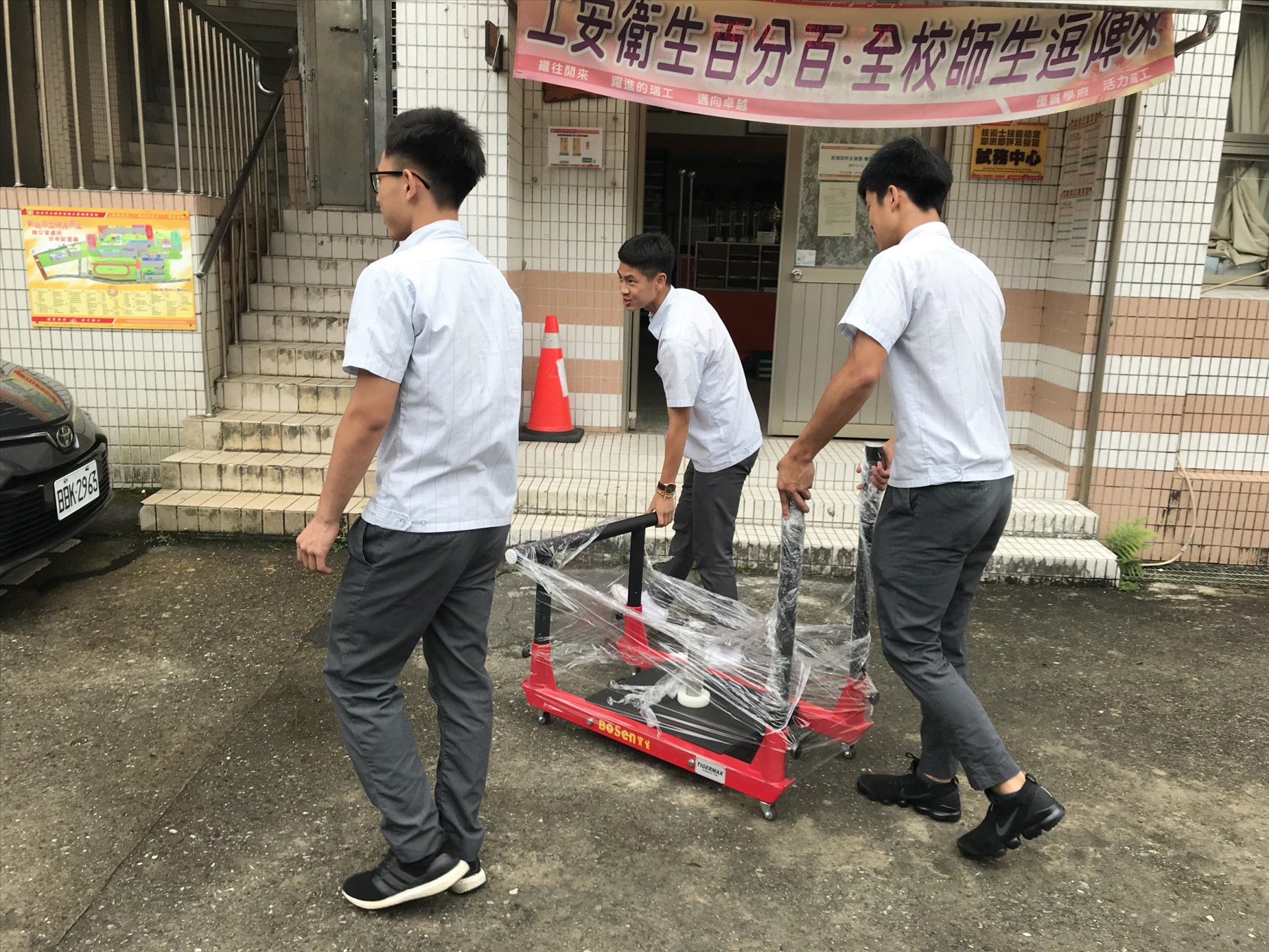 TM-720雪橇訓練機(紅)台灣製造