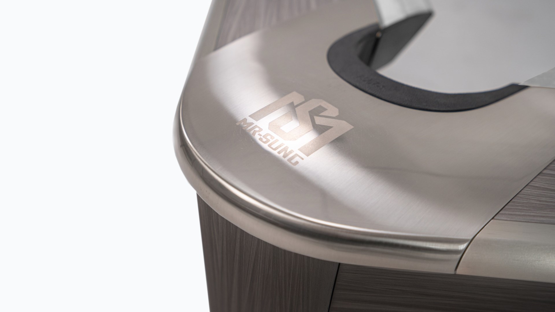 Rasson 子品牌營業用美式球台 Acurra 阿庫拉